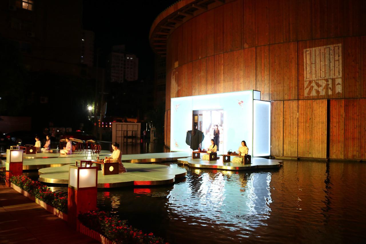 China Community Art Habitat Hotel Циндао Екстериор снимка
